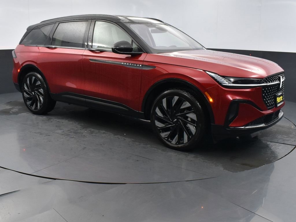 New 2025 Lincoln Nautilus Reserve w/ Jet Appearance Package image 3