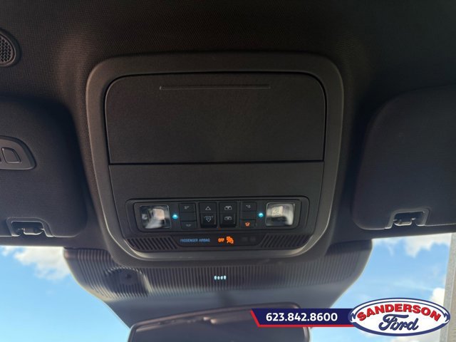 Used 2025 Ford Explorer Platinum image 18