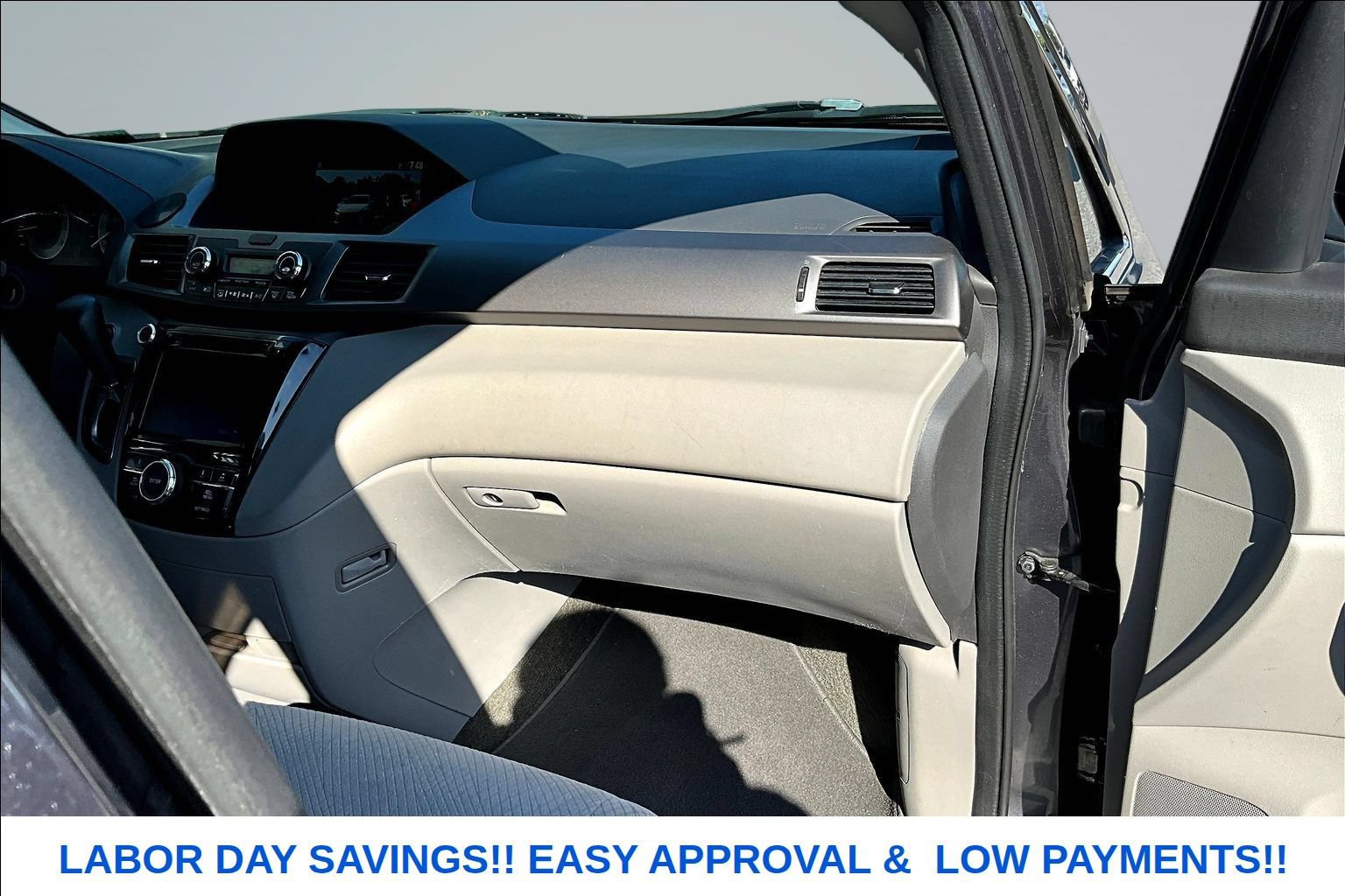 Used 2017 Honda Odyssey EX image 24