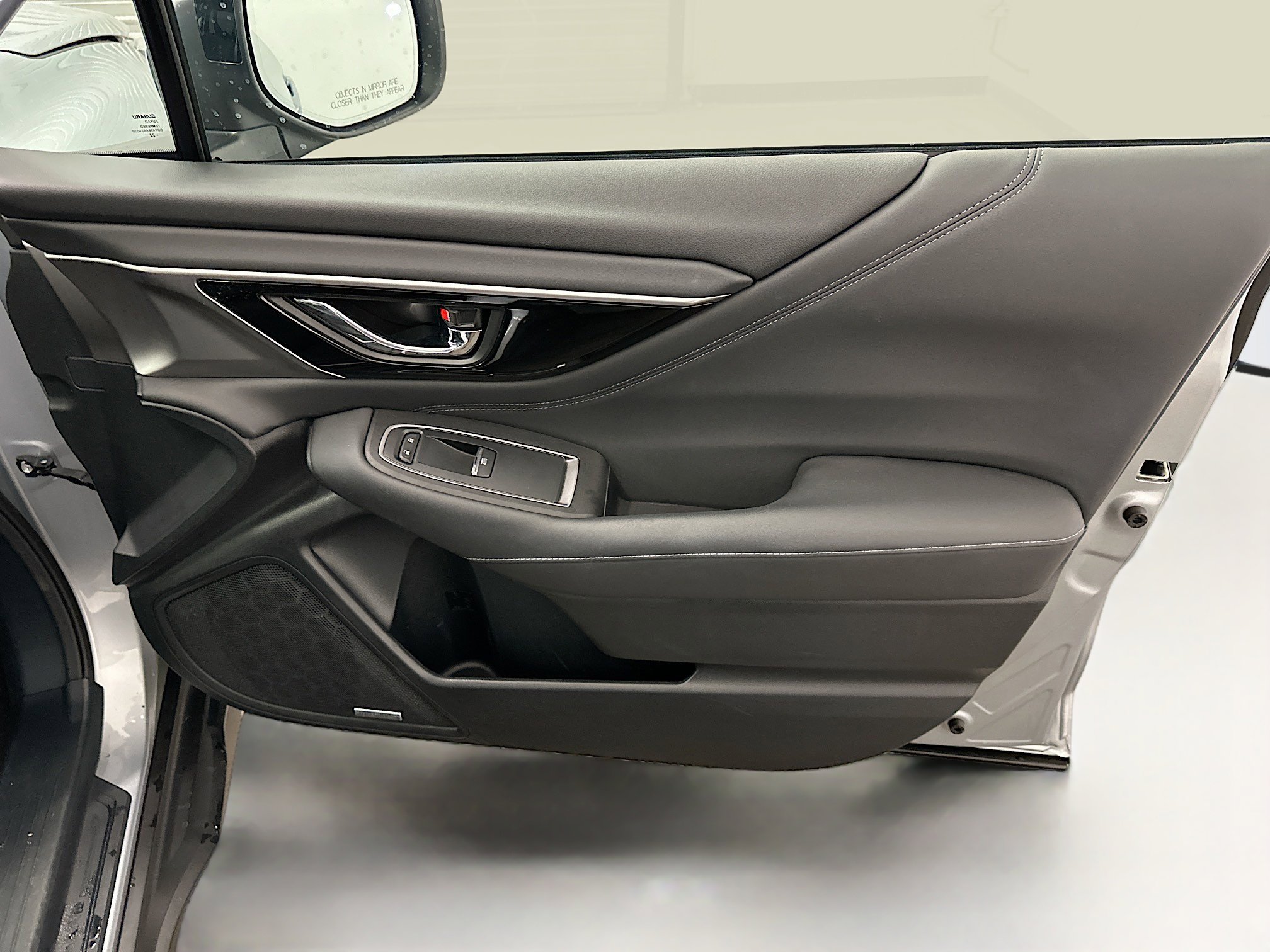 Used 2022 Subaru Outback Limited XT image 35