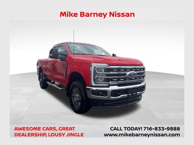 Used 2024 Ford F350 Lariat image 1