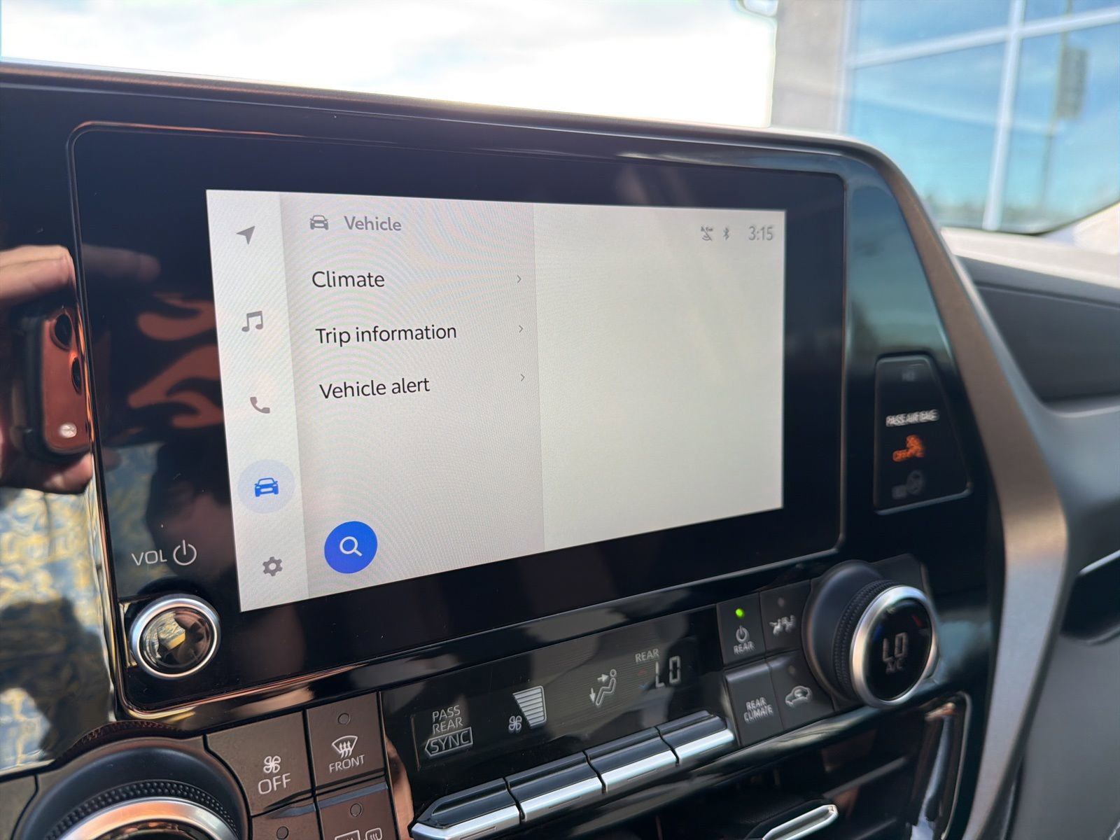 Used 2024 Toyota Highlander LE image 56