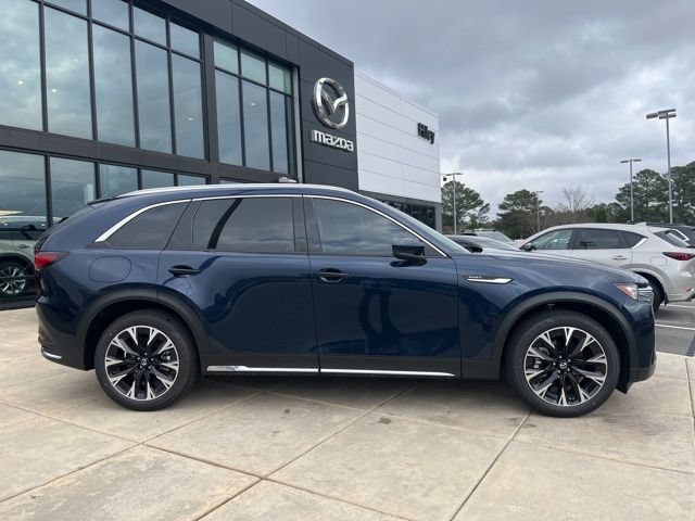New 2026 MAZDA CX-90 Plug-In Hybrid w/ Premium Plus AWD/4WD video 3