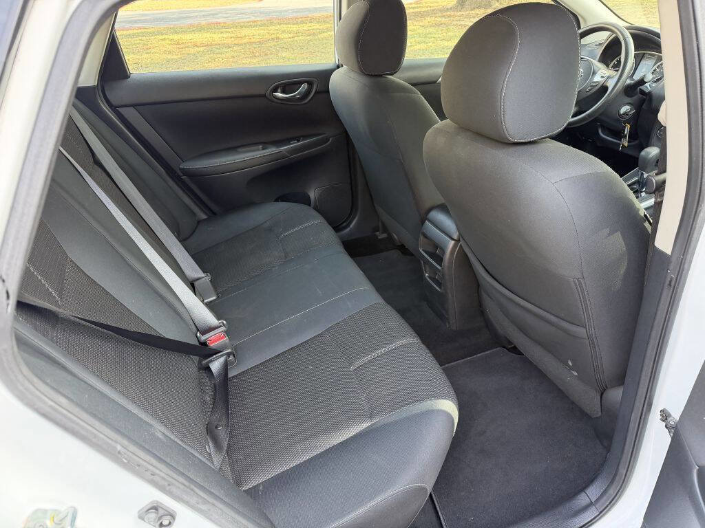 Used 2018 Nissan Sentra S image 18