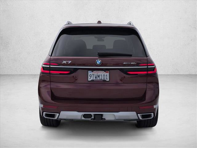 Used 2025 BMW X7 xDrive40i w/ Parking Assistance Package image 7