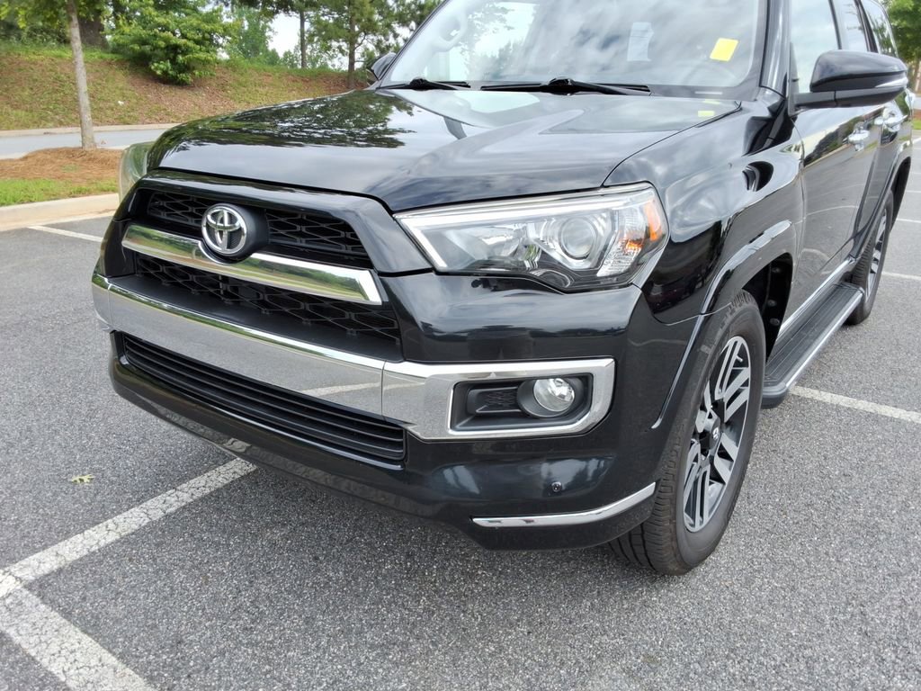 Used 2016 Toyota 4Runner Limited AWD/4WD image 9