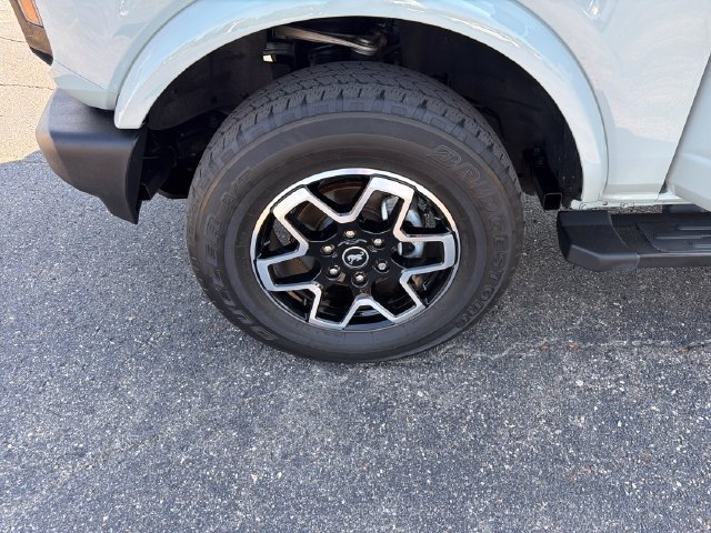 Used 2023 Ford Bronco Outer Banks AWD/4WD image 30