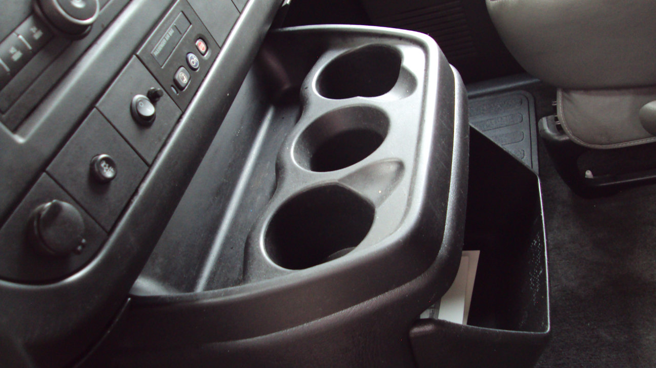 Used 2013 Chevrolet Express 1500 LS image 24