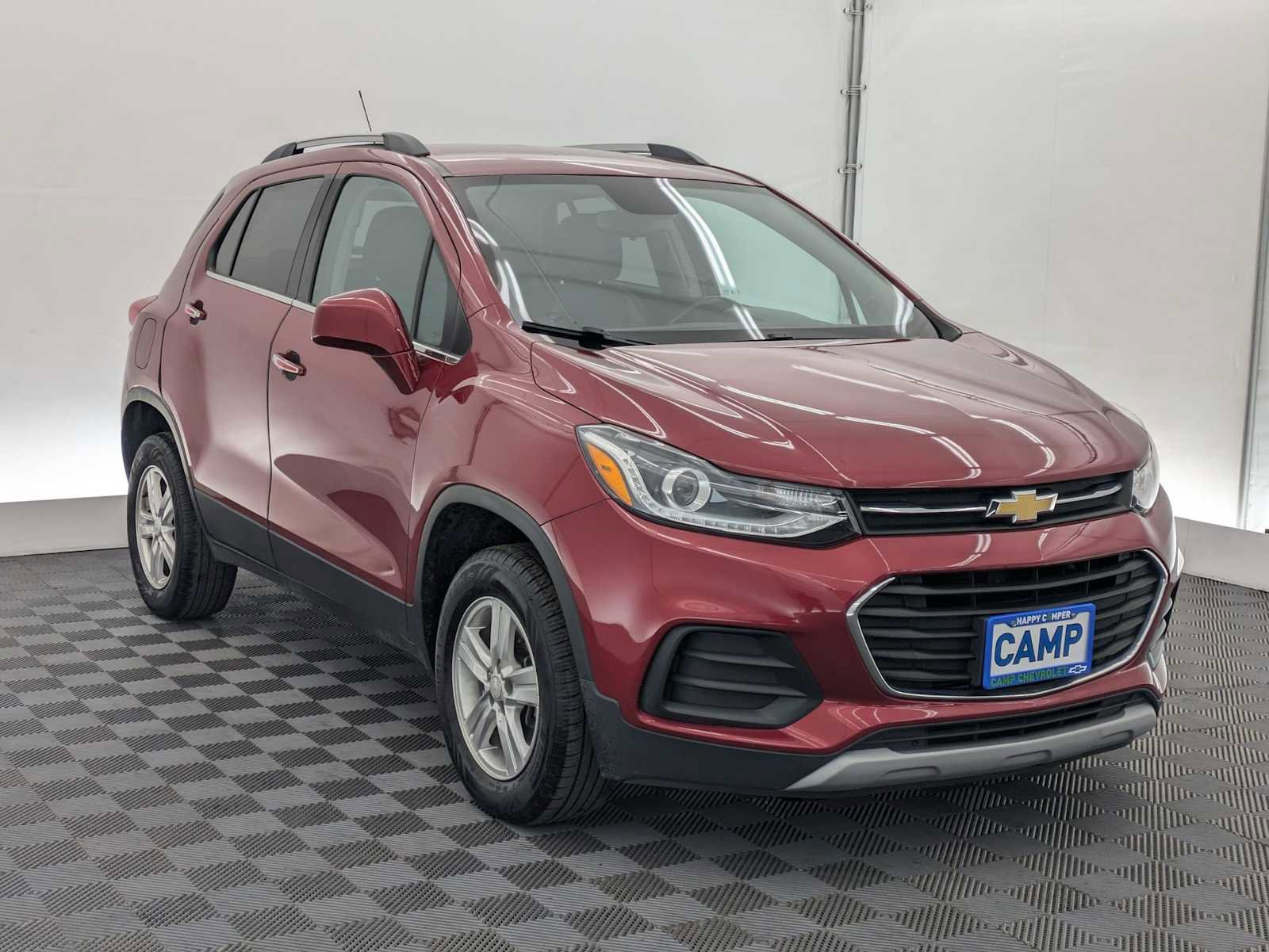 Used 2020 Chevrolet Trax LT w/ LT Convenience Package image 8