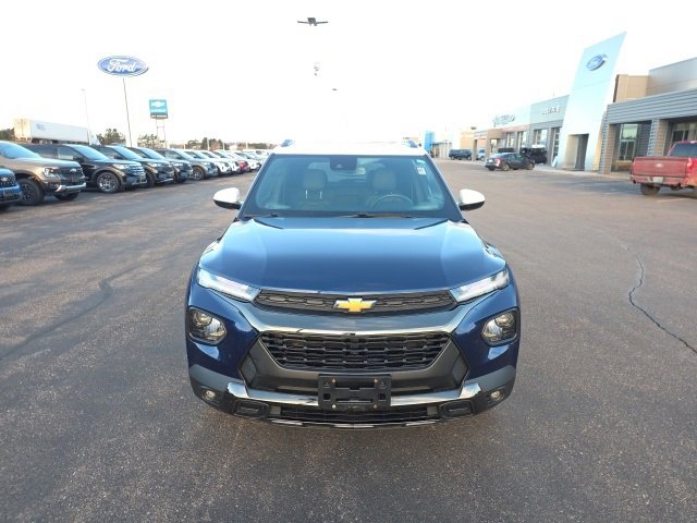 Used 2023 Chevrolet TrailBlazer ACTIV w/ Sun and Liftgate Package image 2