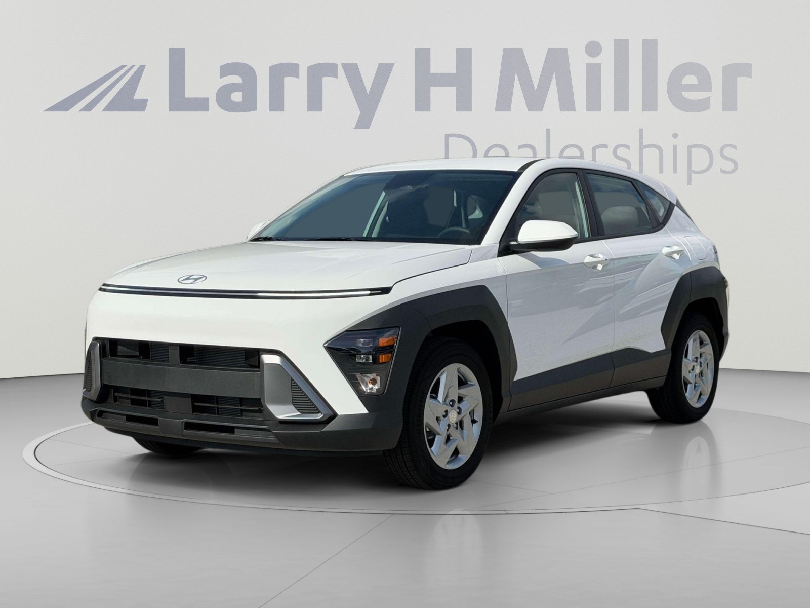 New 2027 Hyundai Kona SE FWD image 2