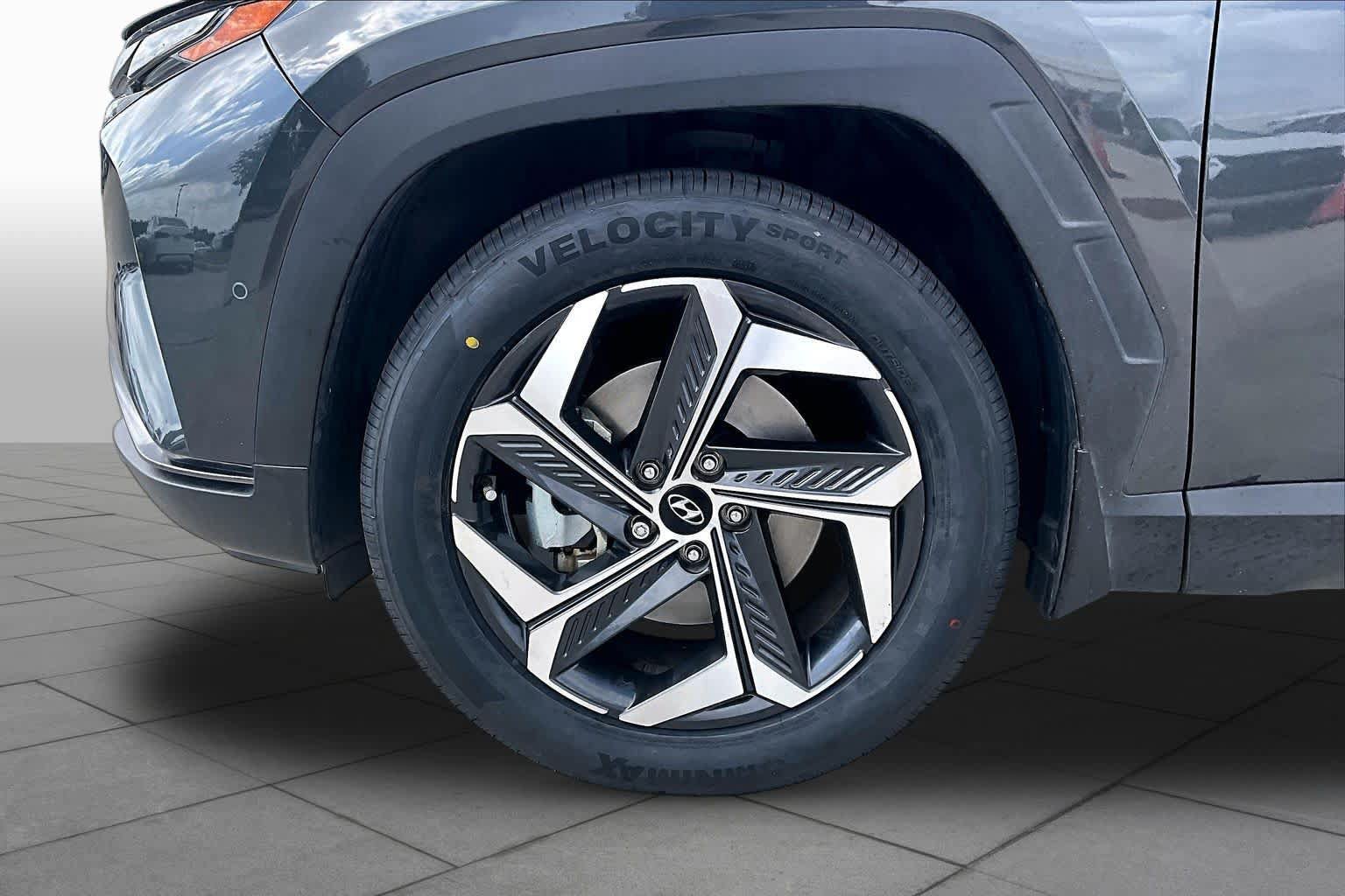 Certified 2023 Hyundai Tucson Limited FWD image 10