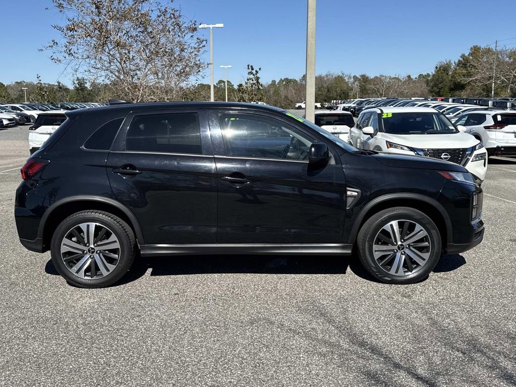 Used 2021 Mitsubishi Outlander Sport 2.0 ES image 2