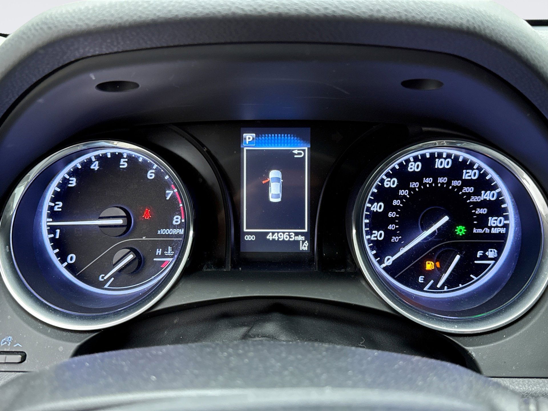 Used 2020 Toyota Camry LE image 10