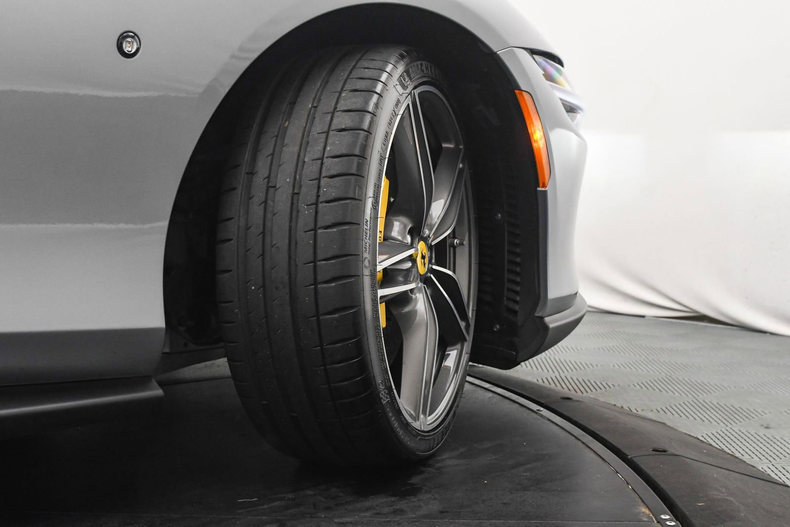 Certified 2023 Ferrari Roma image 37