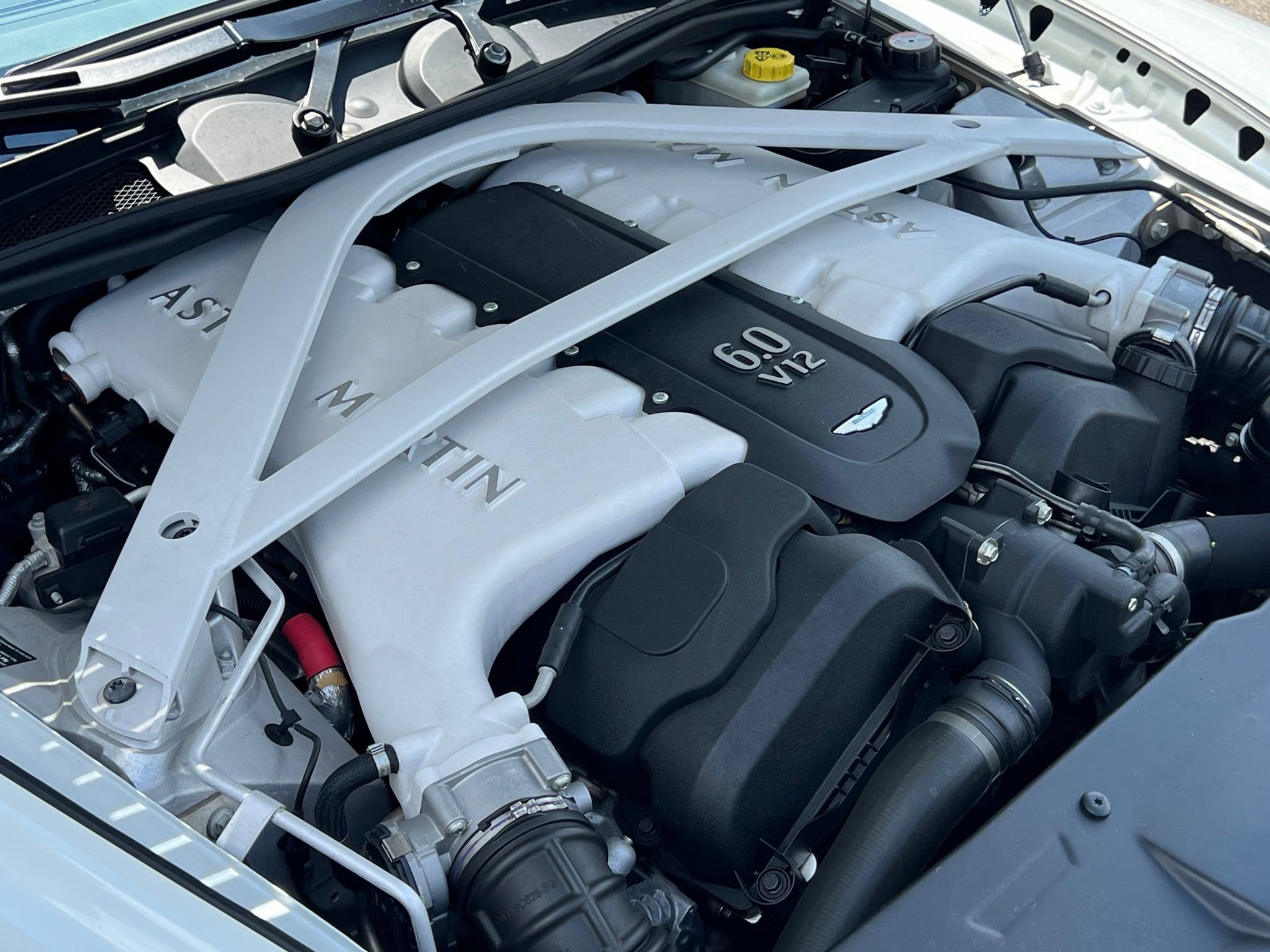 Used 2014 Aston Martin Rapide S RWD image 42