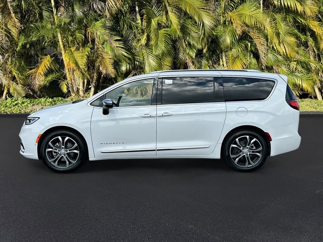 New 2026 Chrysler Pacifica Pinnacle image 2