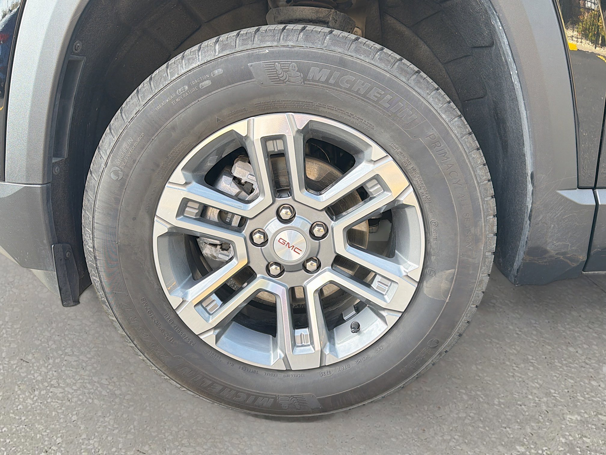 Used 2025 GMC Terrain Elevation image 39