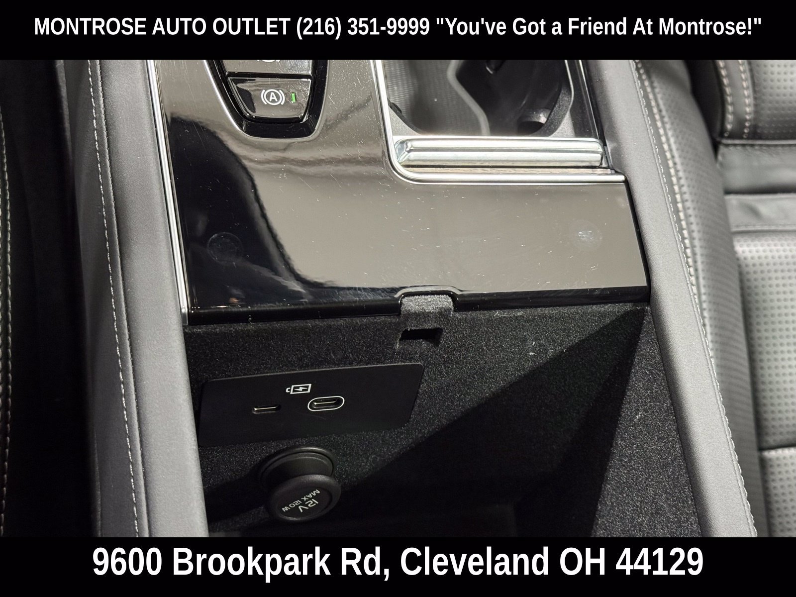 Certified 2025 Volvo XC90 B6 Ultra w/ Protection Package Premier AWD/4WD image 26