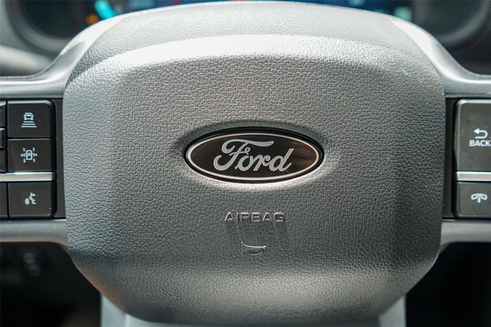 Certified 2024 Ford F150 Lariat w/ FX4 Off-Road Package AWD/4WD image 15