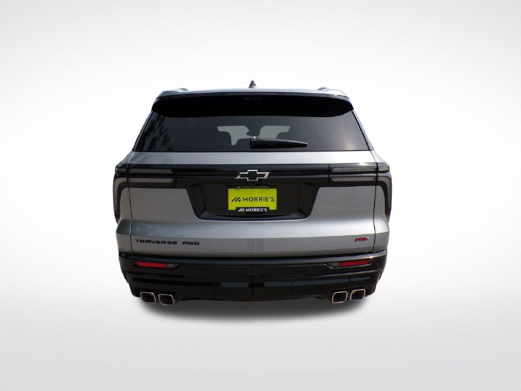 New 2026 Chevrolet Traverse RS w/ LPO, Floor Liner Package AWD/4WD image 4