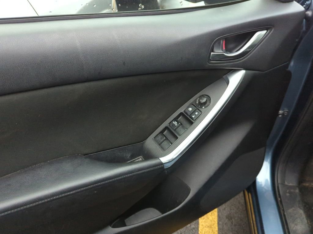 Used 2015 MAZDA CX-5 Touring image 8