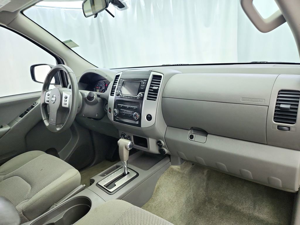 Used 2018 Nissan Frontier SV AWD/4WD image 23