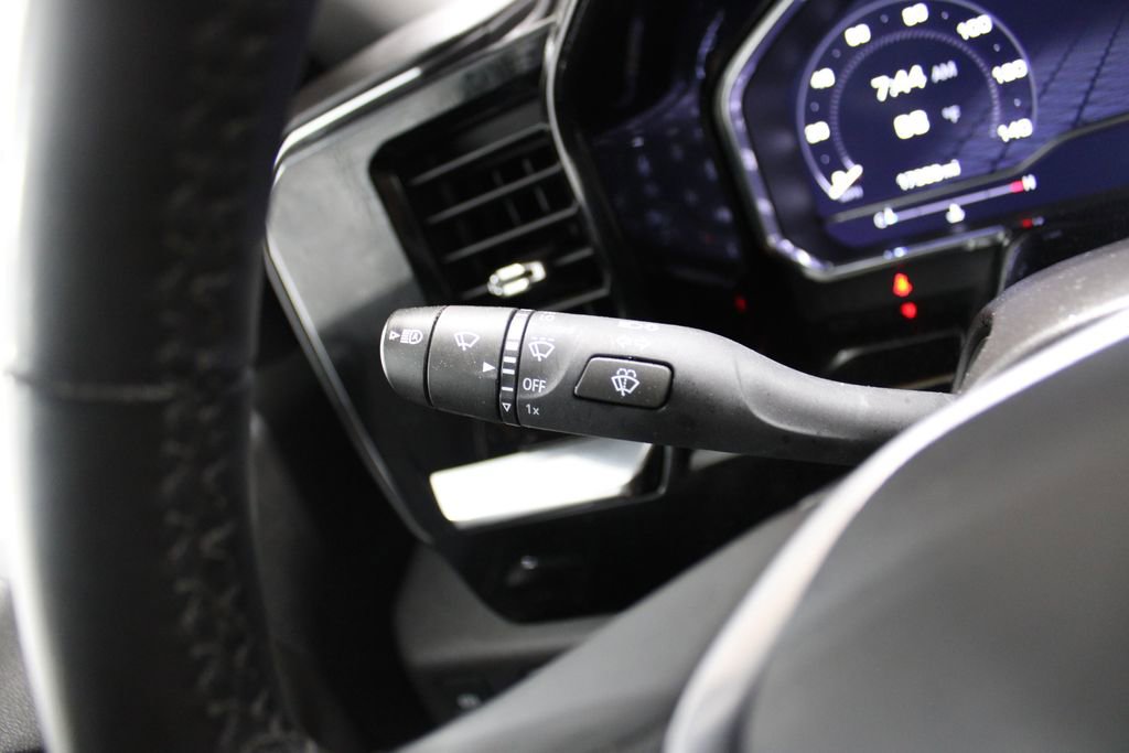 Used 2024 GMC Sierra 1500 SLT image 36