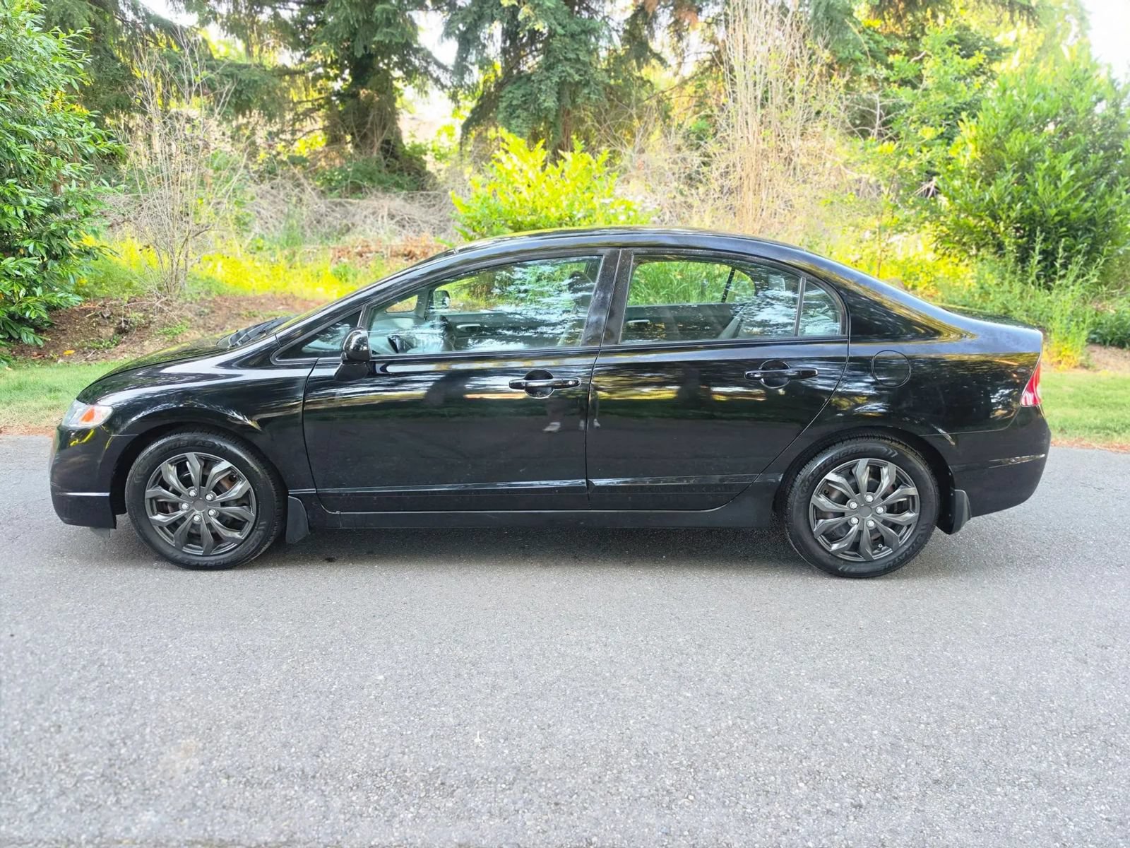Used 2009 Honda Civic LX image 2