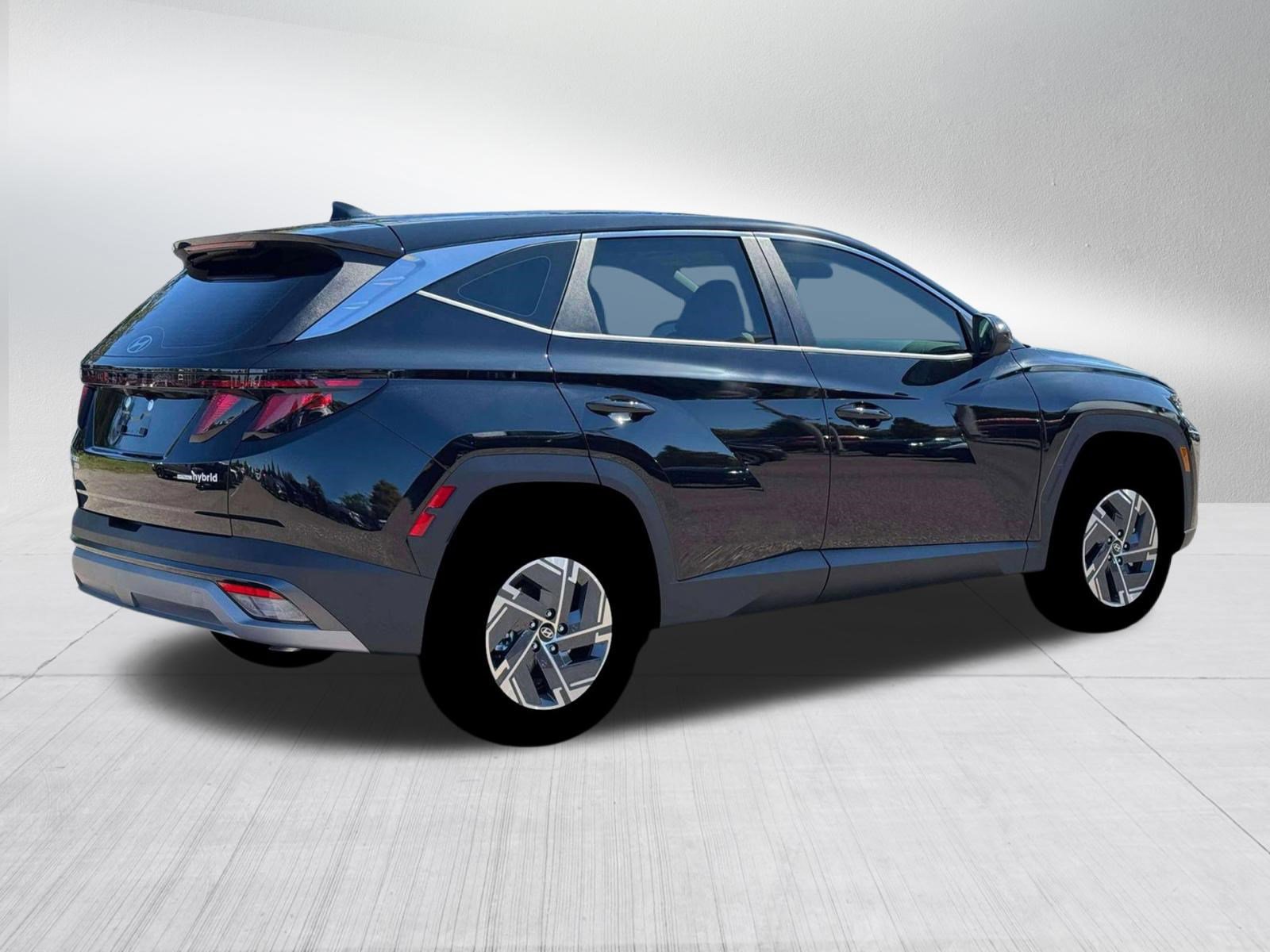 New 2026 Hyundai Tucson Blue SE image 8