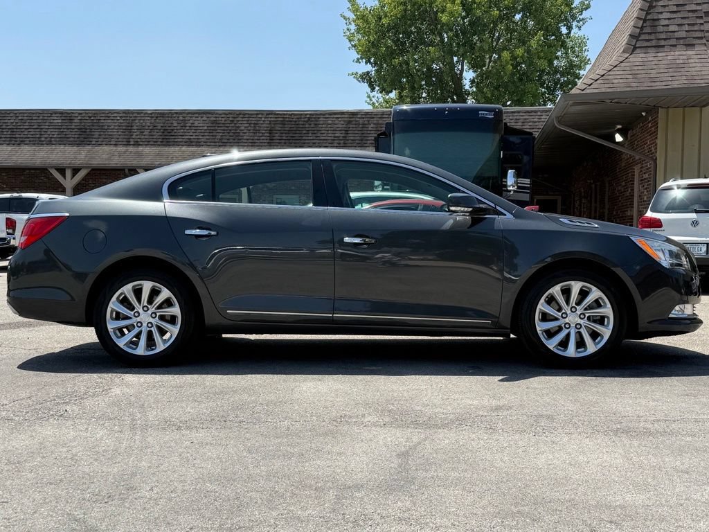 Used 2016 Buick LaCrosse Leather w/ Experience Buick Package FWD image 7