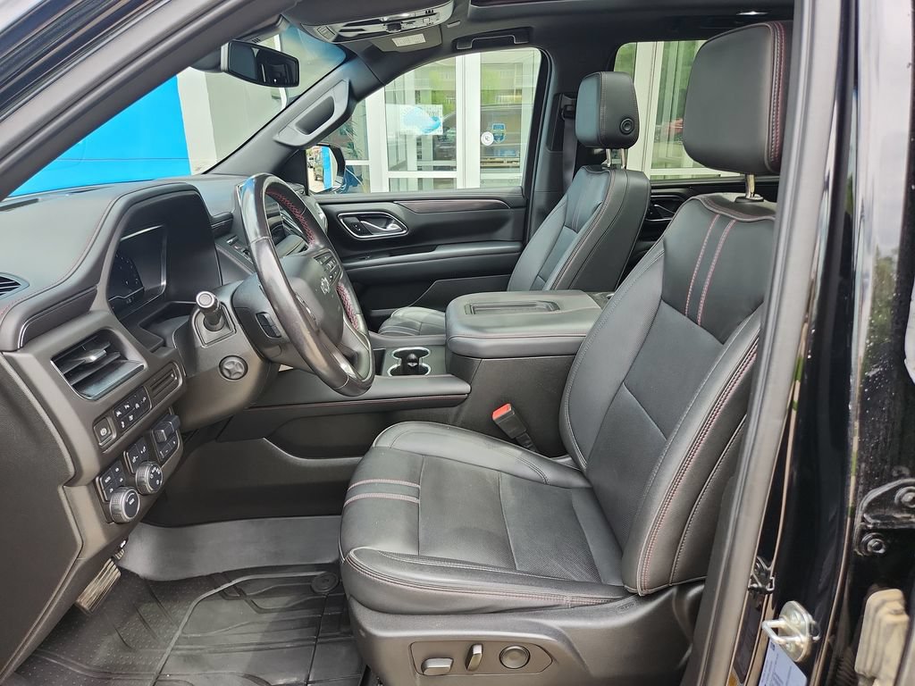 Certified 2022 Chevrolet Tahoe RST w/ Sport Performance Package AWD/4WD image 13