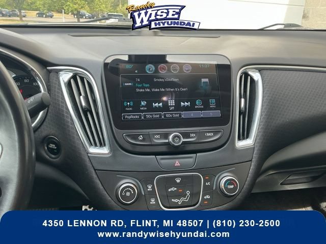 Used 2017 Chevrolet Malibu LT FWD image 22
