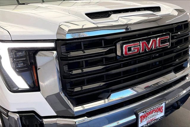 Used 2024 GMC Sierra 2500 Pro w/ Convenience Package AWD/4WD image 30