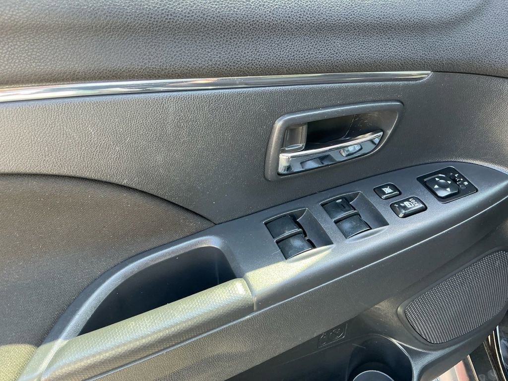 Used 2019 Mitsubishi Outlander Sport LE FWD image 16