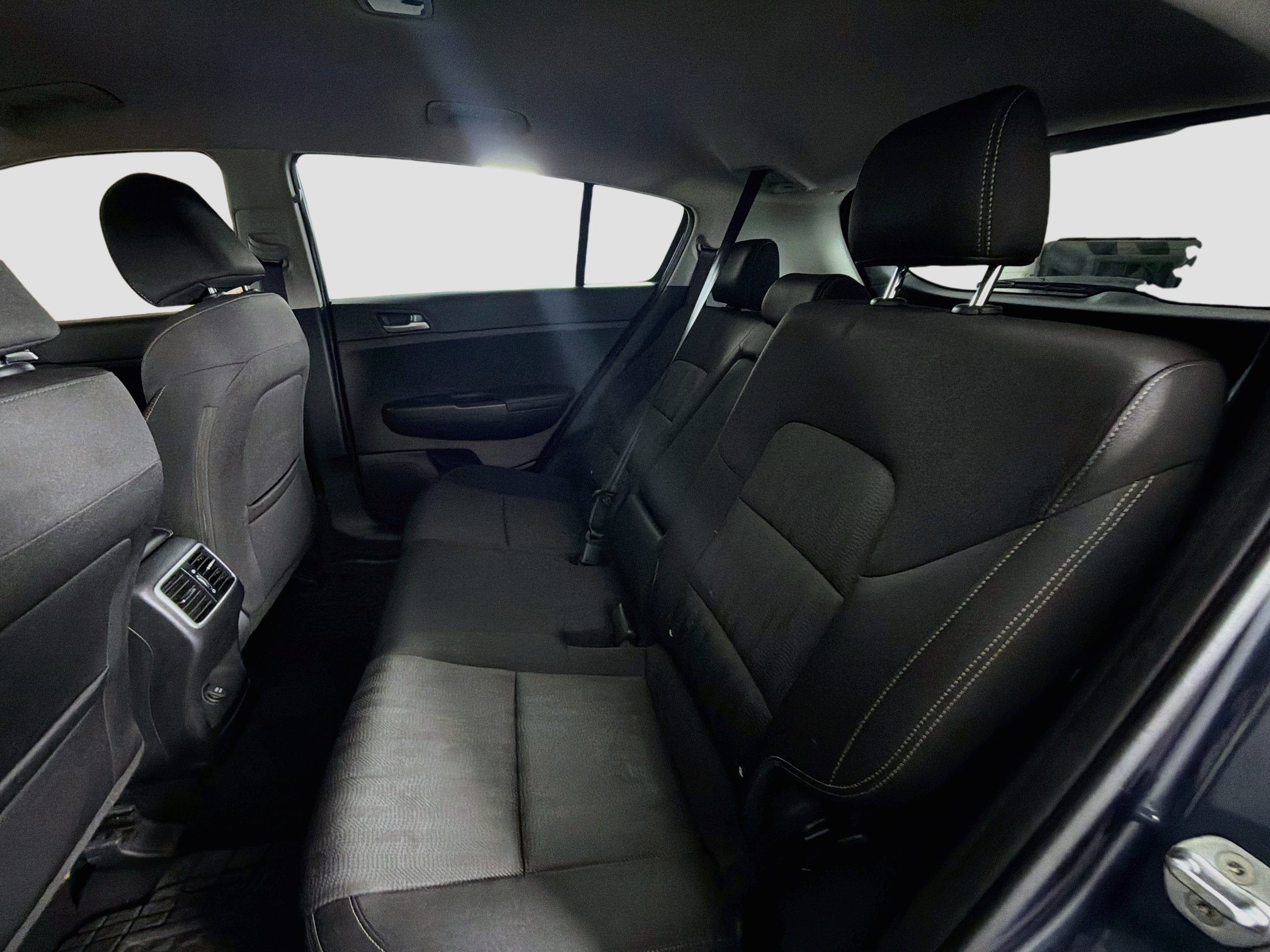 Used 2019 Kia Sportage LX FWD image 26