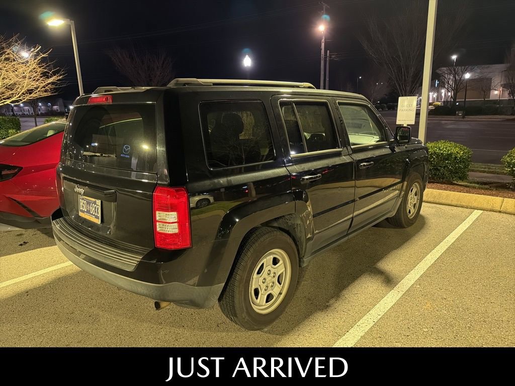 Used 2016 Jeep Patriot Sport w/ Power Value Group image 4