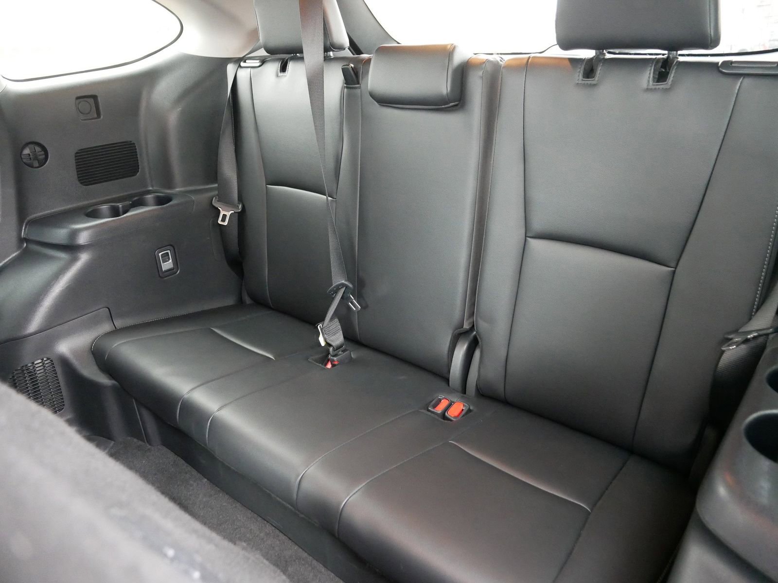 Used 2024 Toyota Highlander Limited image 20