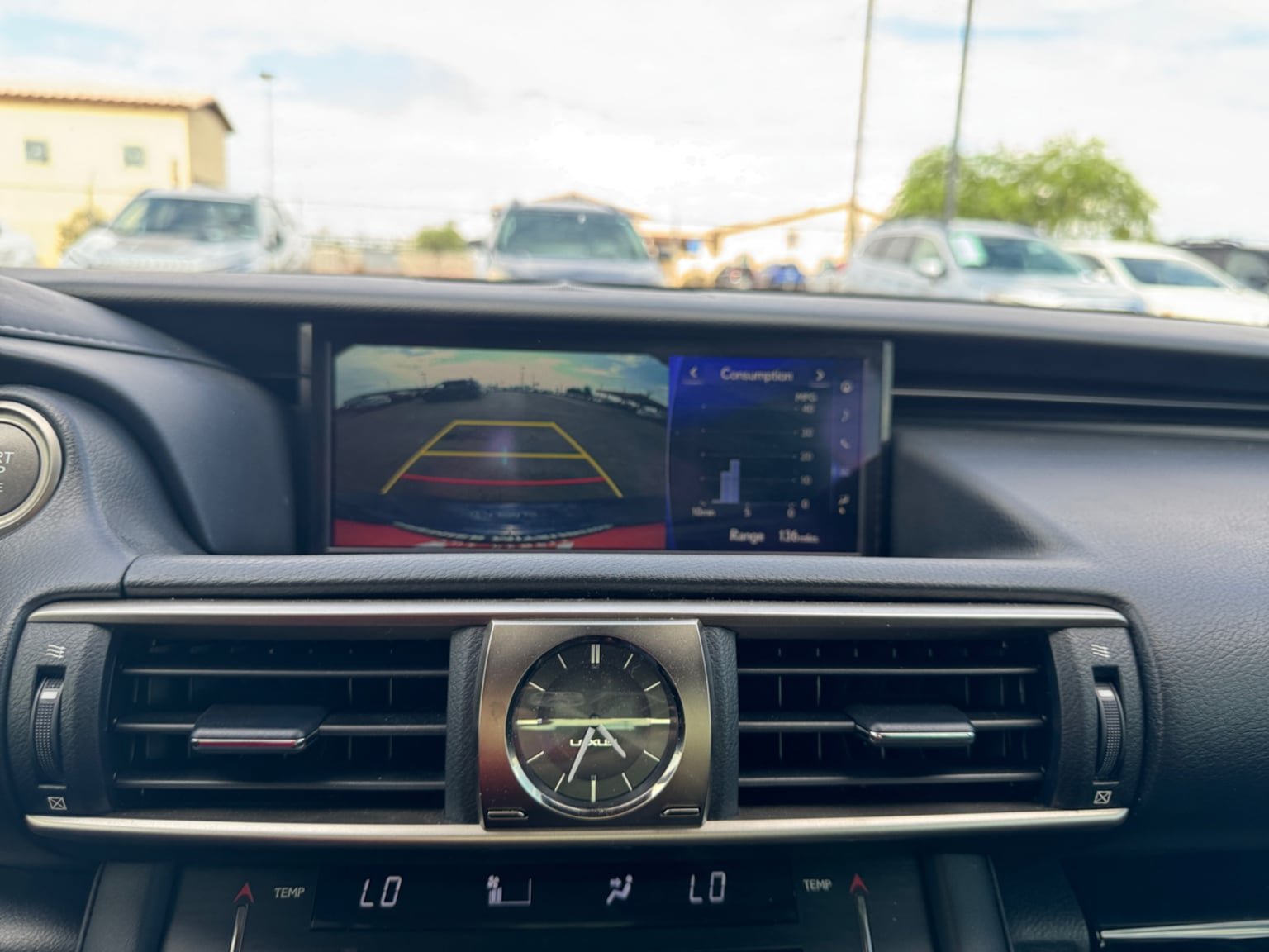 Used 2018 Lexus IS 300 w/ Comfort Package RWD image 21