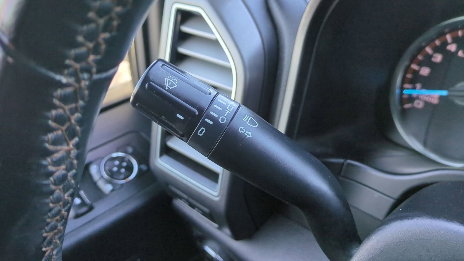 Used 2017 Ford F150 Limited w/ Trailer Tow Package image 29