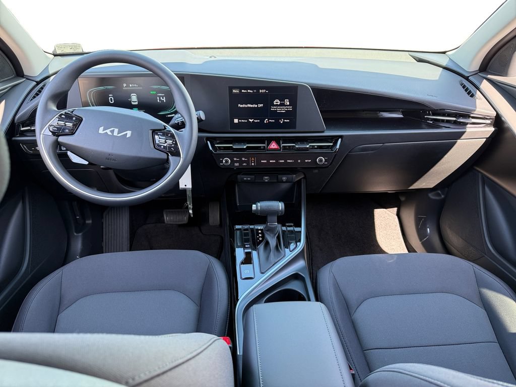 New 2026 Kia Niro LX FWD image 10