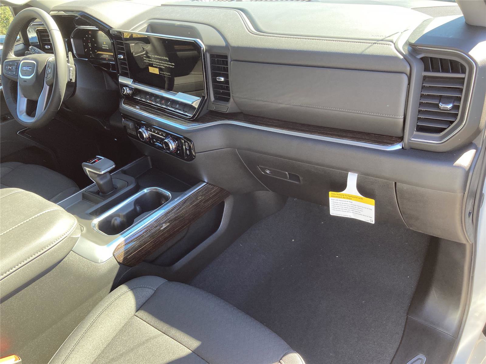 New 2026 GMC Sierra 1500 Elevation image 18