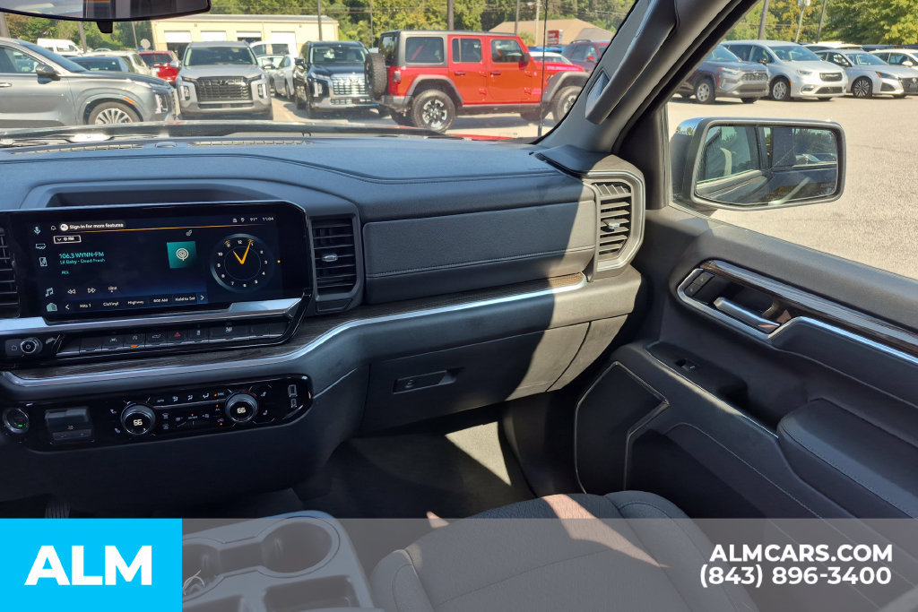 Used 2026 Chevrolet Silverado 1500 LT AWD/4WD image 24