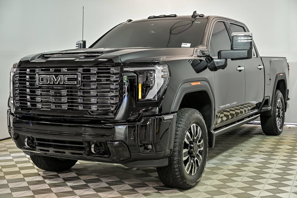 Used 2026 GMC Sierra 2500 Denali Ultimate AWD/4WD image 5