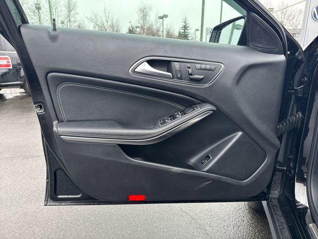 Used 2017 Mercedes-Benz GLA 250 4MATIC image 22
