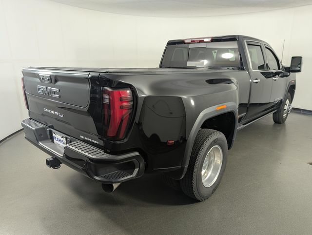 Used 2025 GMC Sierra 3500 Denali Ultimate AWD/4WD image 7