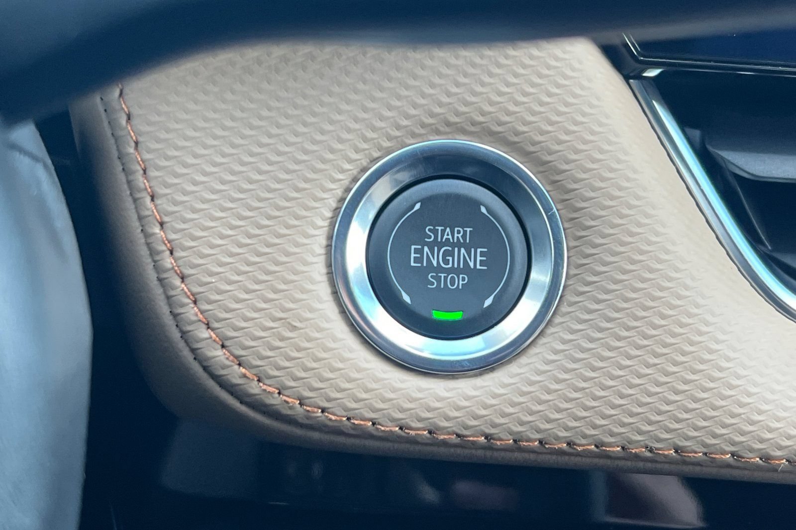 New 2026 Chevrolet Equinox ACTIV w/ Safety and Technology Package AWD/4WD image 20