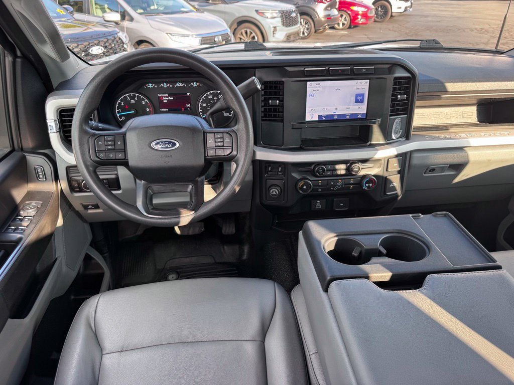 Used 2023 Ford F250 XL w/ XL Chrome Package RWD image 5