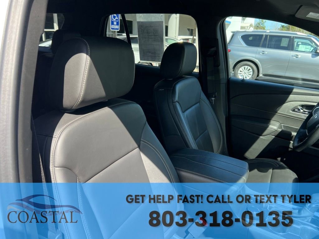 Used 2023 Chevrolet Traverse LT FWD image 29