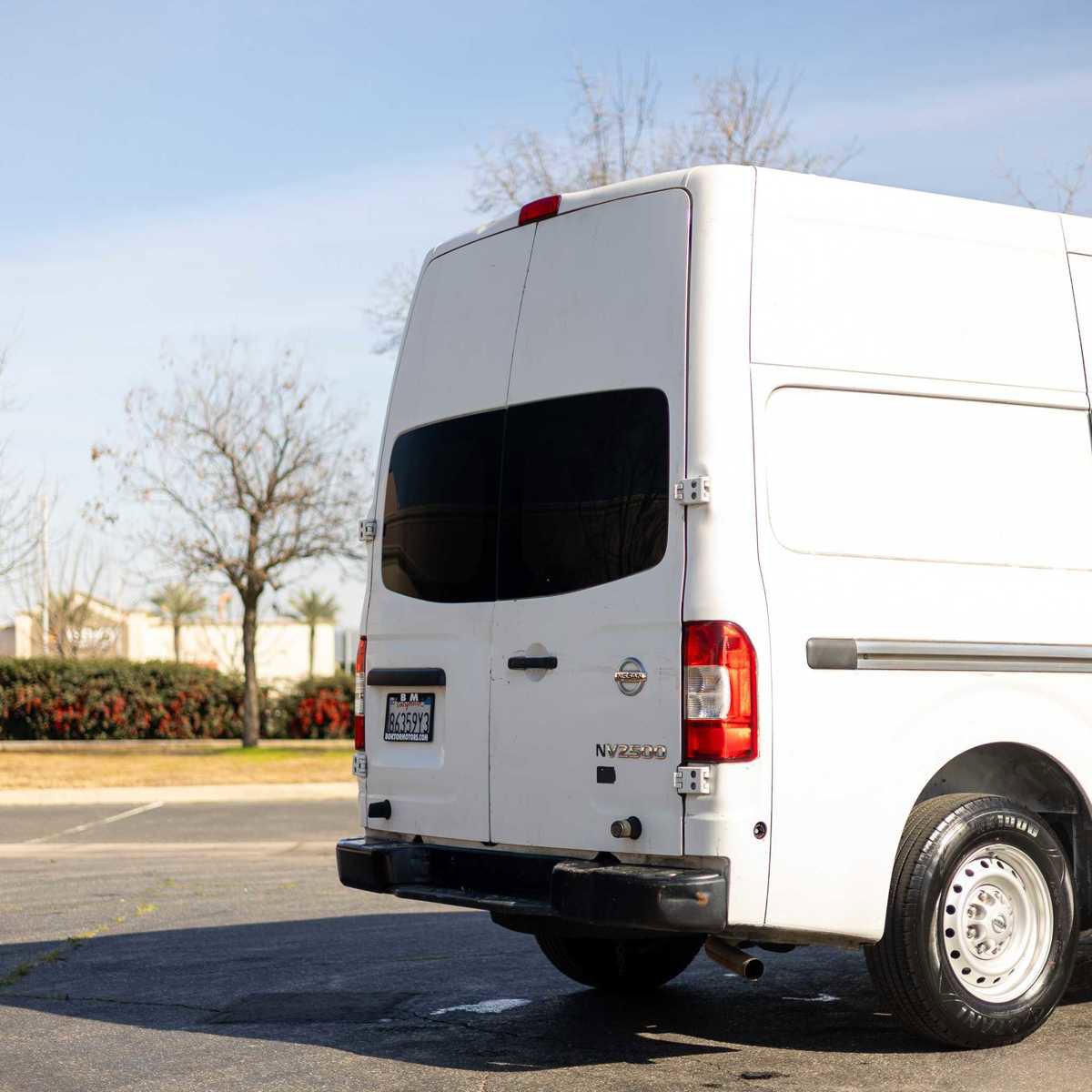 Used 2016 Nissan NV 2500 S w/ Back Door Glass Package image 9